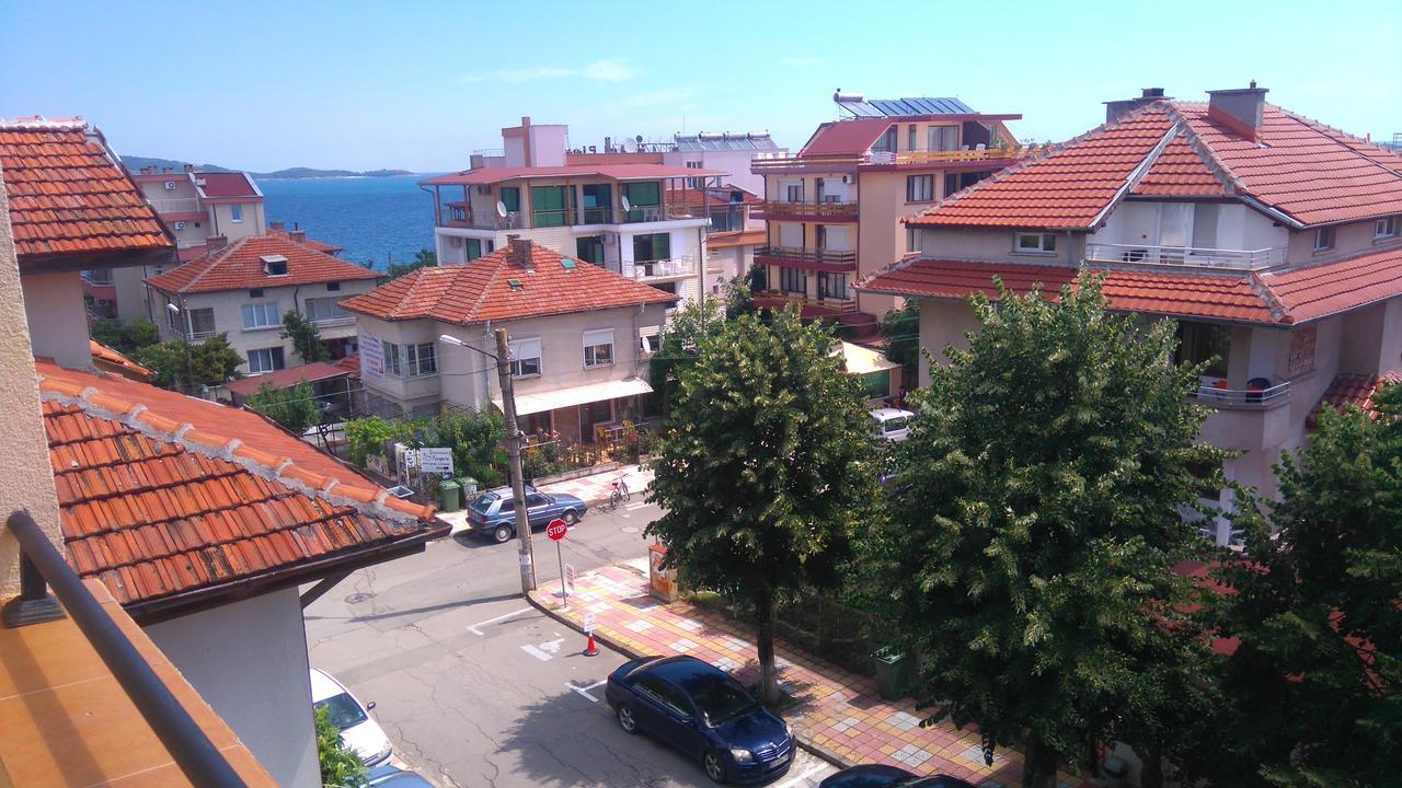 Guest House Adriya Primorsko Zewnętrze zdjęcie